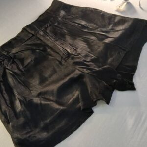 Short Beaty Black